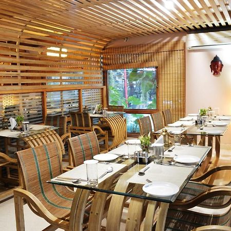 Hotel Rains Inn Guwahati Zewnętrze zdjęcie