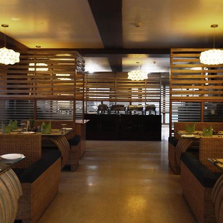Hotel Rains Inn Guwahati Zewnętrze zdjęcie