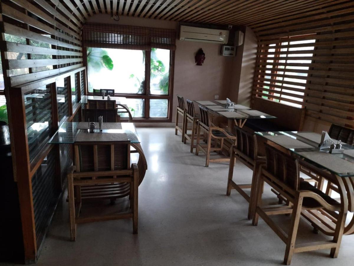 Hotel Rains Inn Guwahati Zewnętrze zdjęcie